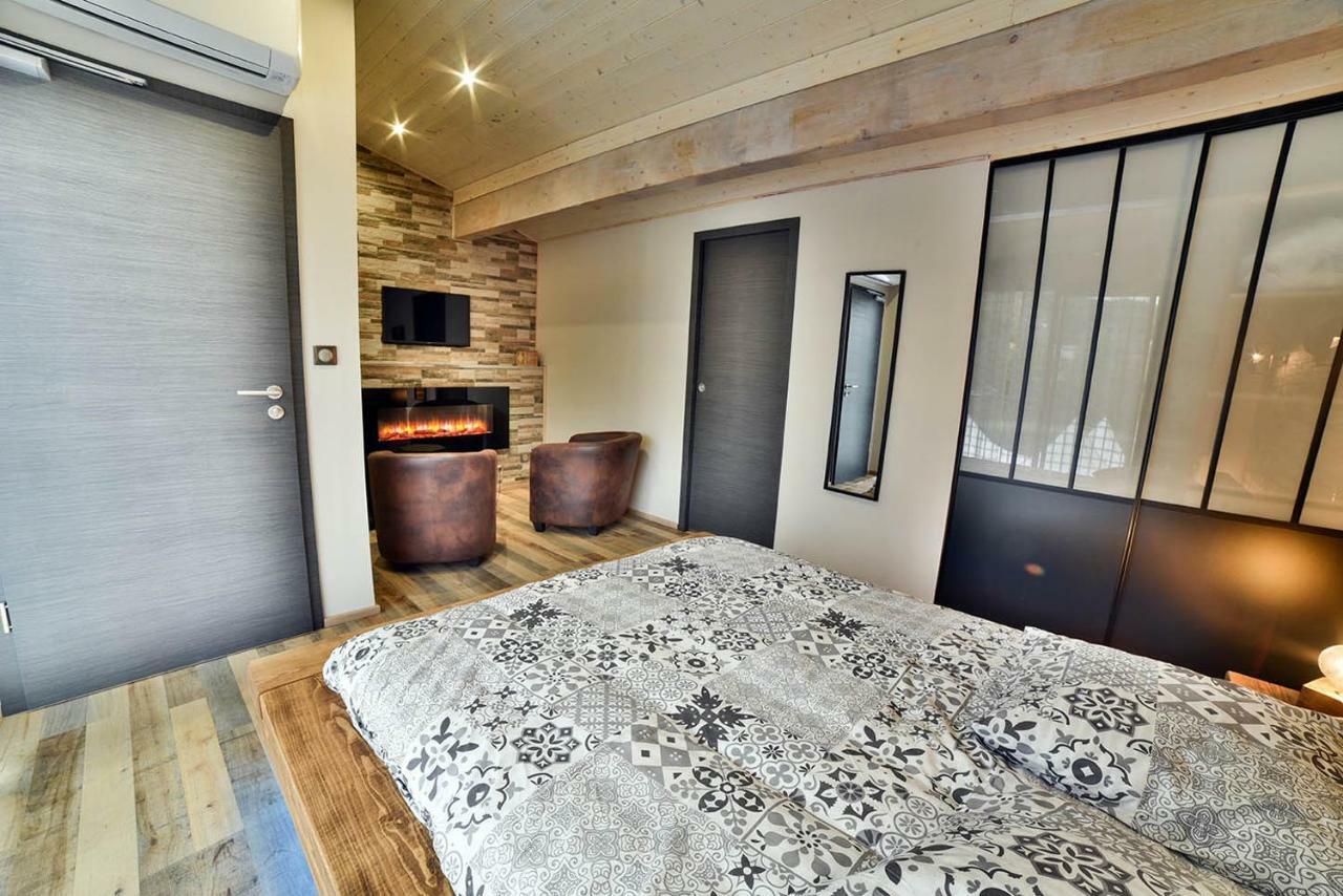 Les Tanneries Bed & Breakfast Ornans Exterior photo